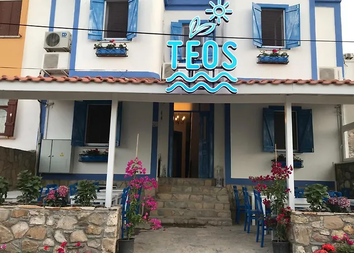 Teos מלון בוזקאדה